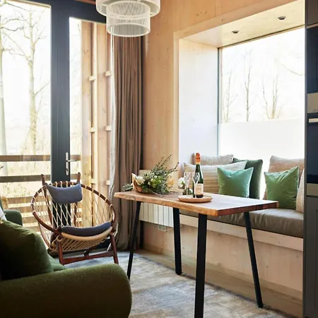 Romantic Forest Hideaway Antoing